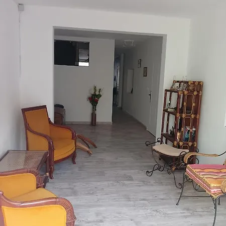 Maison De 別荘 Saint-Nazaire-d'Aude